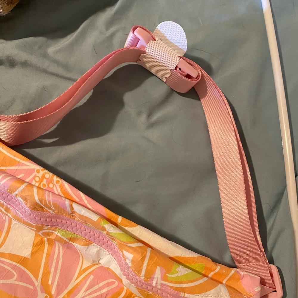 No Boundaries Pink and Orange Kids Floral Bag - Picture 3 of 4
